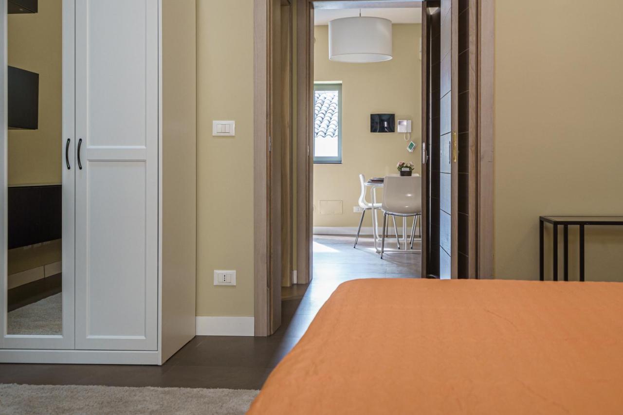 Holiday In Home Suite Archimede Catania Exteriör bild